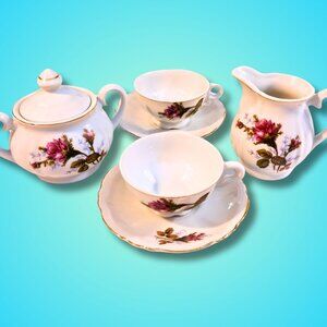Charming partial mini child-size tea set moss roses floral decor ca 1960 Japan